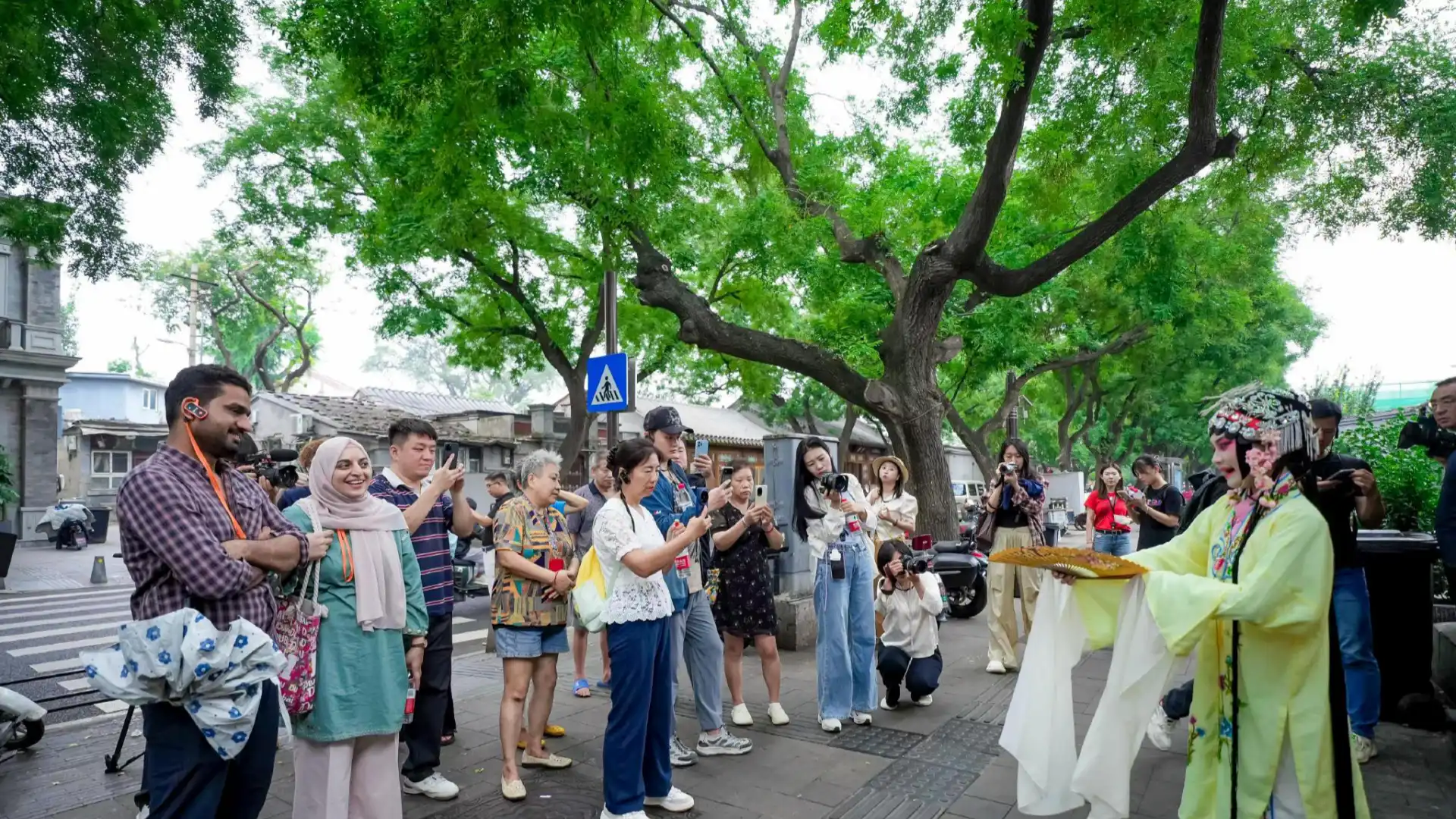 Half Day Private Beijing Sightseeing Tours private guided Beijing tour with local English-speaking guides