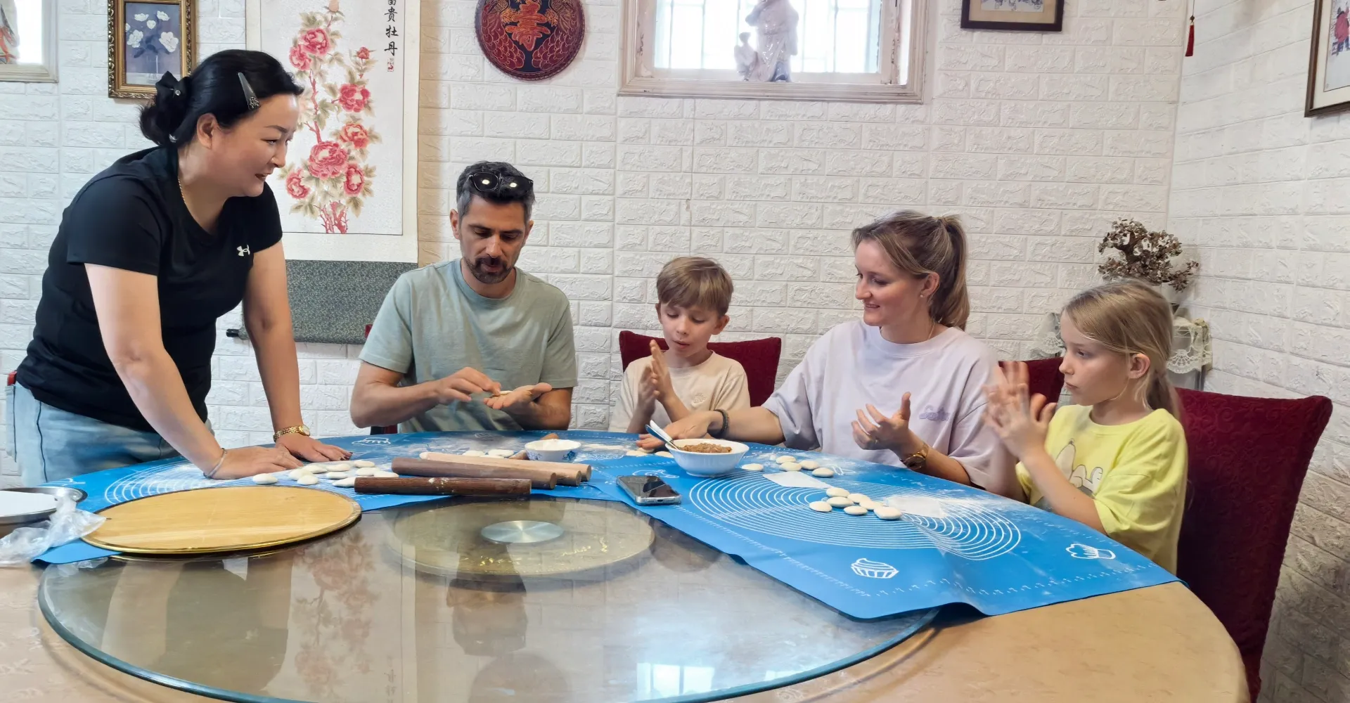 Customize Your Beijing Tour private tailor-made Beijing tour with local English guides